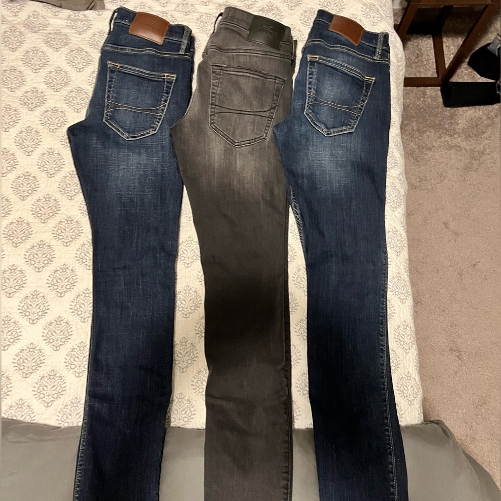 3-Pack (Lot) of Hollister Extreme Skinny Jeans